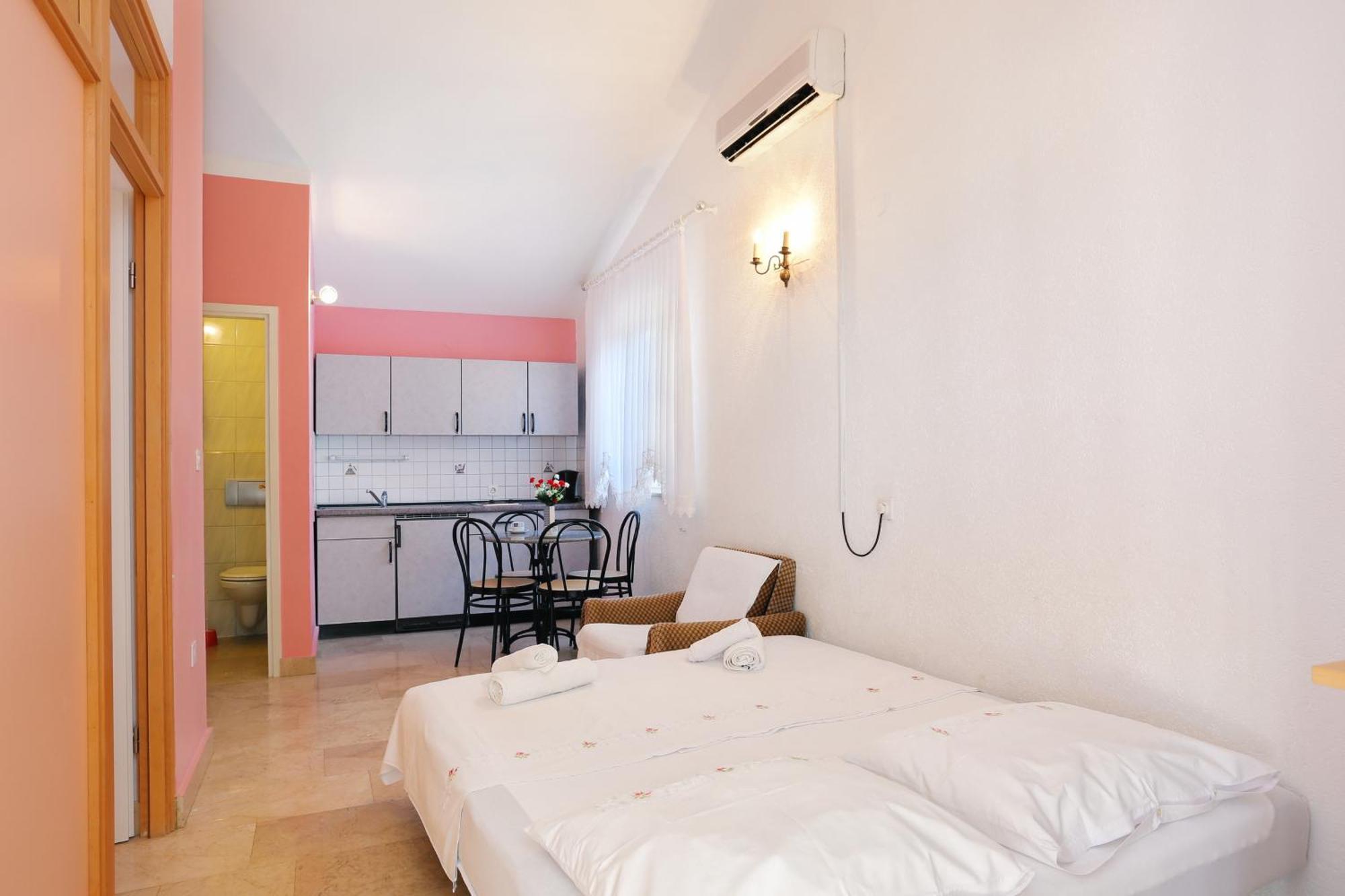 Apartments With A Parking Space Marusici, Omis - 18497 มีมิตเซ ห้อง รูปภาพ